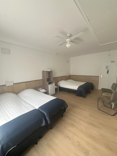 Bedroom 3, Hotel Breitner, Rotterdam