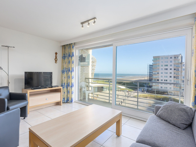 Others 1, Bright apartment with stunning sea view, West-Vlaanderen