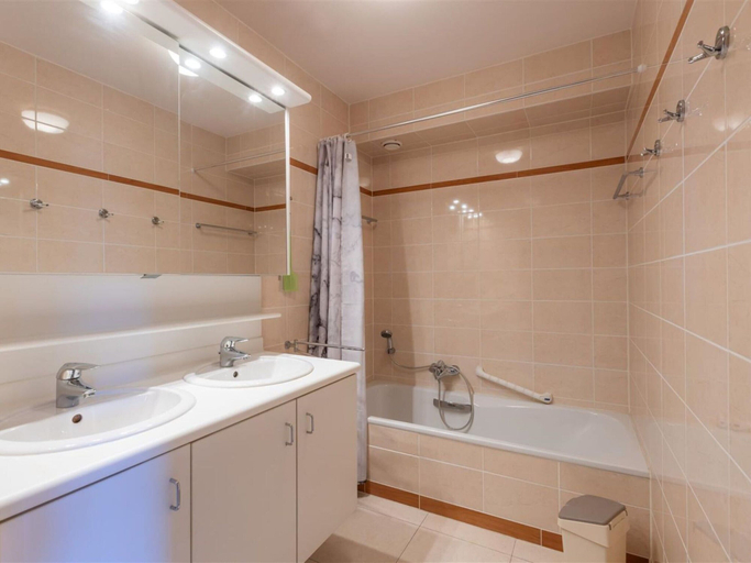 Bathroom 3, Apartment in Middelkerke near Sandy Beach, West-Vlaanderen
