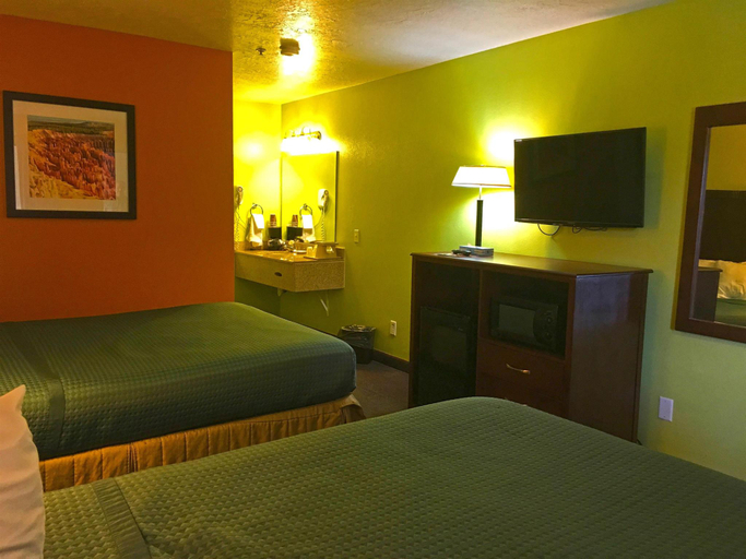 Bedroom 3, America's Best Inn & Suites, Washington