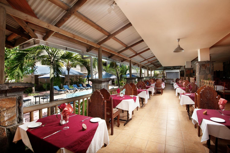 Food & Drinks 5, Residence Le Palmiste