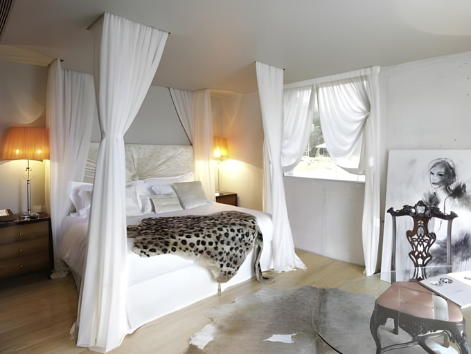 Bedroom 8