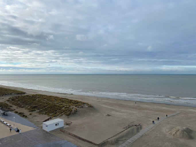 Others 3, Apartment in Nieuwpoort With Terrace, West-Vlaanderen