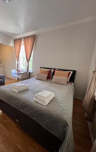 Bedroom 2, Your Chic Vibrant Airbnb, Uusimaa