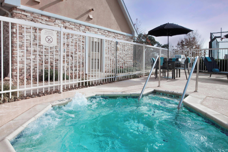 Sport & Beauty 5, Residence Inn by Marriott San Antonio North/Stone Oak, Bexar