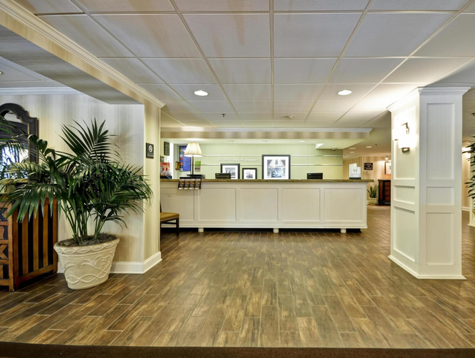 Public Area, Hampton Inn Charleston/Mount Pleasant-Patriots Point, Charleston