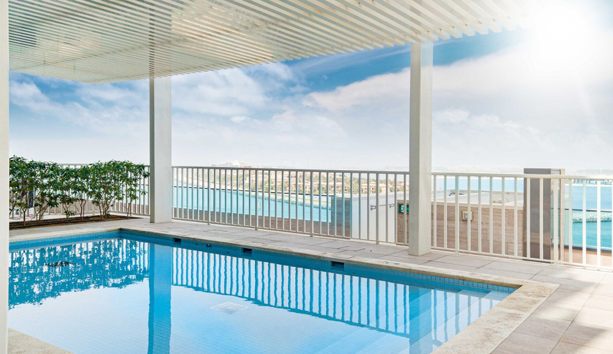 Sport & Beauty 5, LUX The Beachfront Island View Suite, Dubai