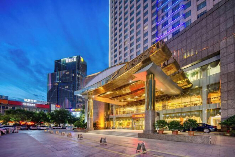 Exterior & Views 2, Linhai Double-Dove Peace International Hotel, Taizhou