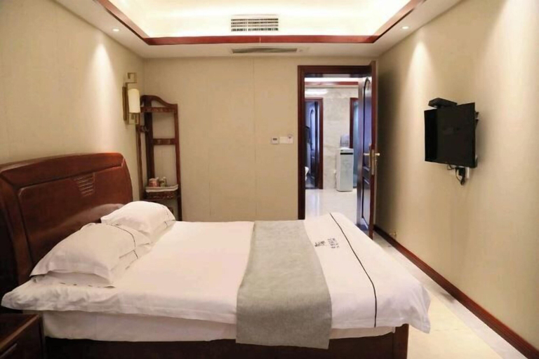 Bedroom 11
