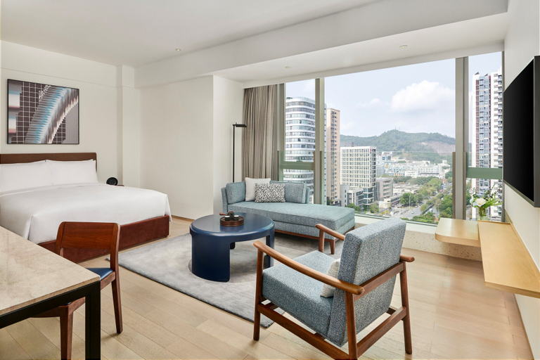 Bedroom 2, Doubletree By Hilton Shenzhen Airport Residences, Shenzhen