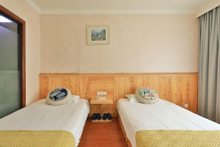 Bedroom 2, Yandang Huating Villa, Wenzhou