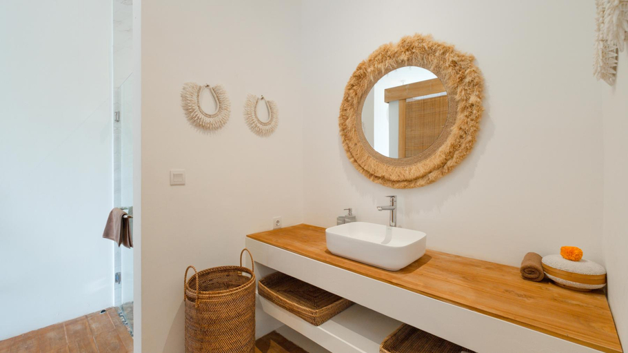 Bathroom 3, Villa Madissa by Villa Finder, Badung
