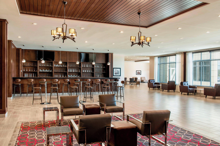Food & Drinks 5, Four Points by Sheraton Grande Prairie, Division No. 19