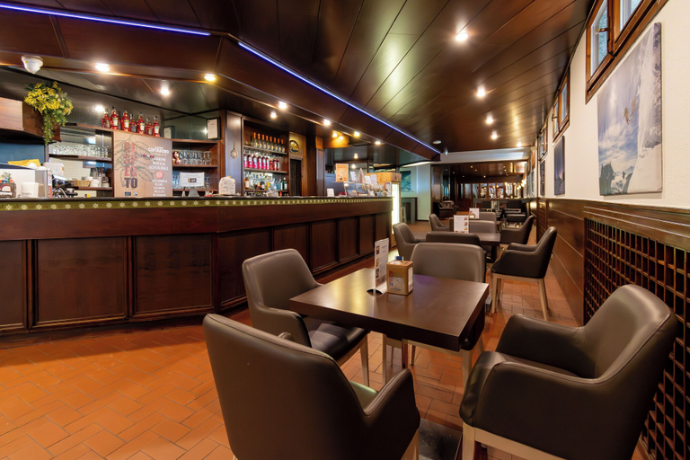 Food & Drinks 5, Resort Palace Sestriere 1 E 2, Torino