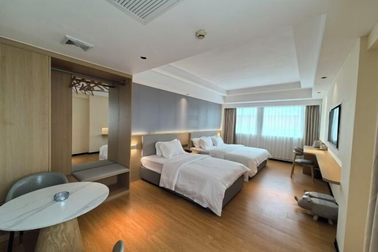 Bedroom 11