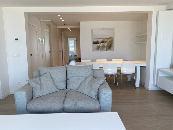 Others 4, Apartment in Nieuwpoort With Ocean Views, West-Vlaanderen