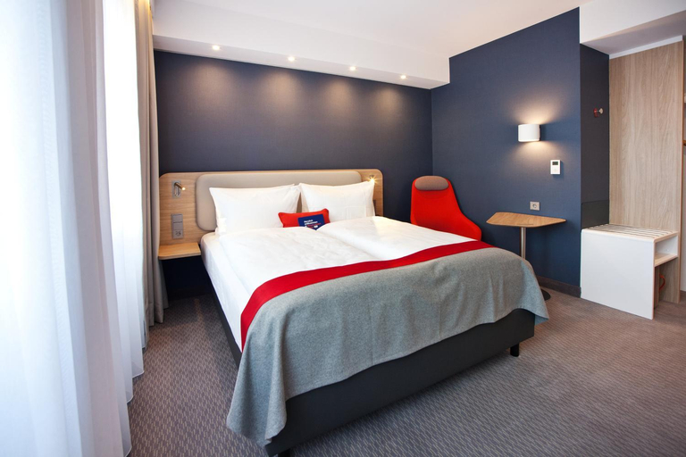 Bedroom 8
