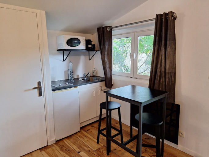 Others 4, Chalet dans jardin privatif, Calvados