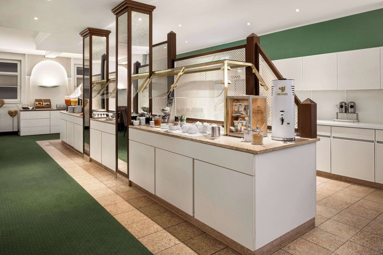 Food & Drinks 5, Aspire Frankfurt Airport, Trademark Collection by Wyndham, Groß-Gerau