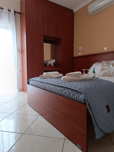 Bed, Prince Apartments, North Aegean