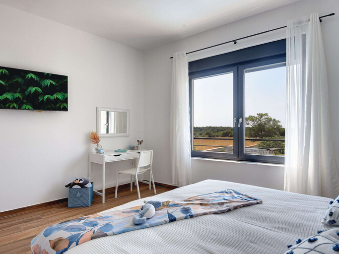 Room 3, Apartment in Croatia Near Scenic Coastline, Ližnjan