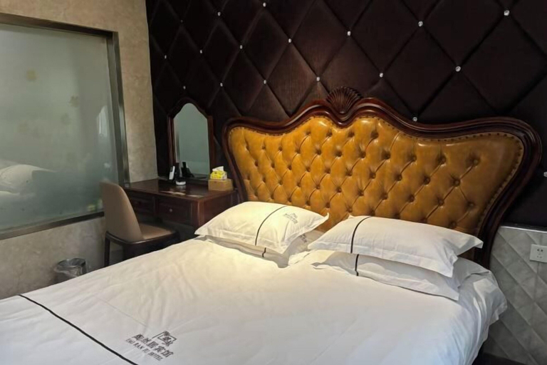 Bedroom 10