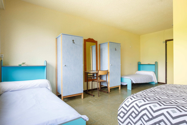Bedroom 3, Auberge de jeunesse HI Valmeinier, Savoie