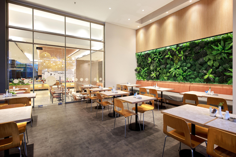 Food & Drinks 5, Aston Inn Pantai Losari Makassar, Makassar