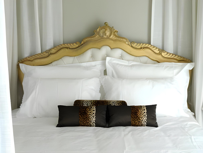 Bedroom 9