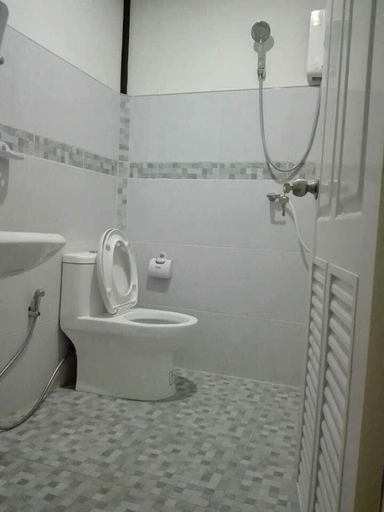 Bathroom 3, Phoohongsa Resort, Muang Nakhon Nayok