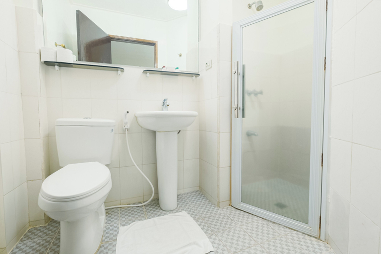 Bathroom 4, Orchid Inn Resort, Mabalacat