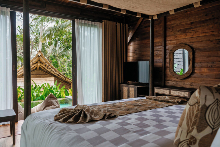 Bedroom 9