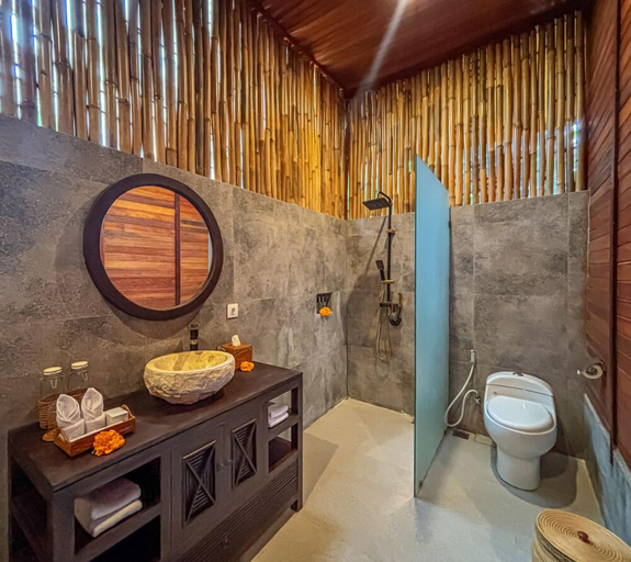 Bathroom 3
