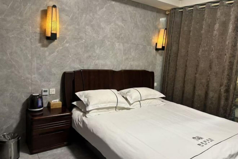 Bedroom 17