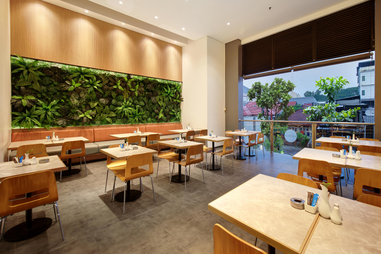 Food & Drinks 5, Aston Inn Pantai Losari Makassar, Makassar
