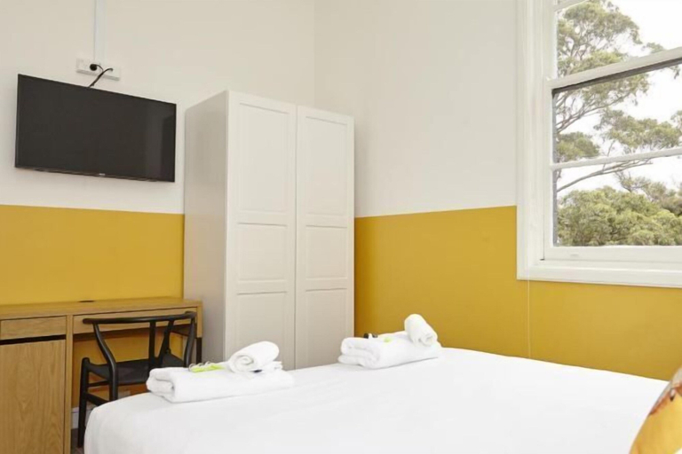 Bedroom 27