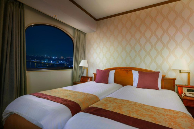 Bedroom 2, Hotel Plaza Kobe, Kobe