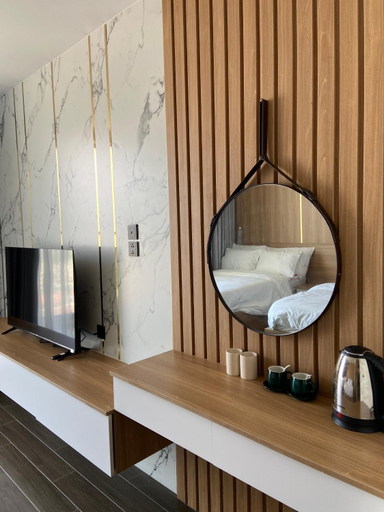 Bathroom 18