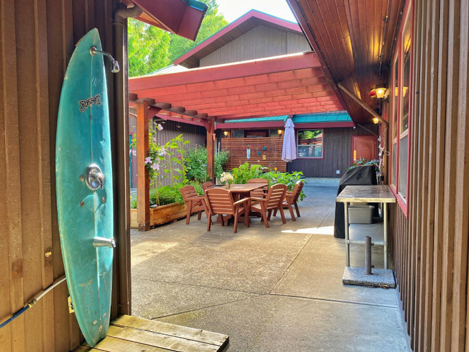 Others 2, WHALERS ON THE POINT GUESTHOUSE HI-TOFINO., Alberni-Clayoquot