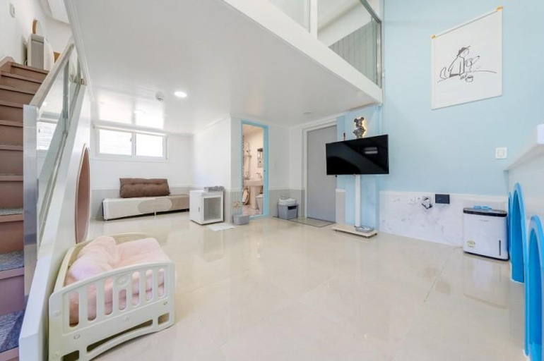 Bedroom 2, Gapyeong Pool Villa Mountain Pension, Gapyeong