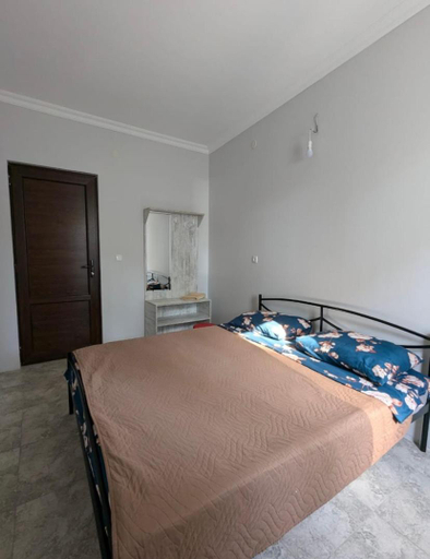 Others 5, Nino apartments, Ozurgeti