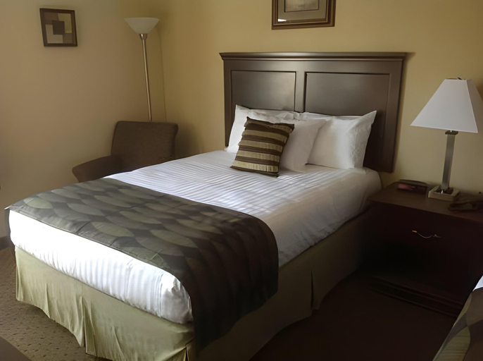 Bedroom 8