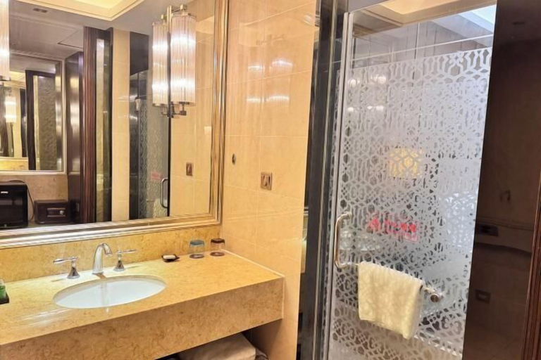 Bathroom 4, Cannes City Hotel, Luzhou