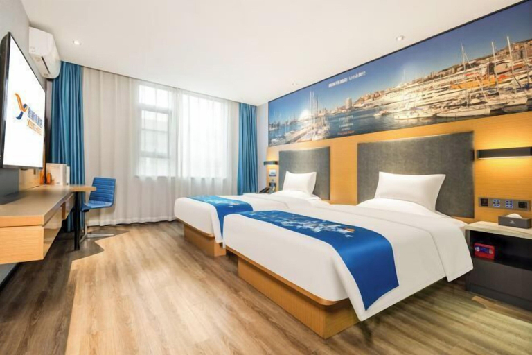 Bedroom 6
