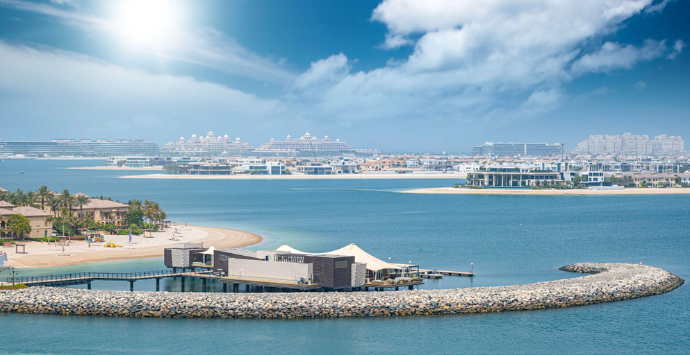 Exterior & Views, LUX The Beachfront Island View Suite, Dubai