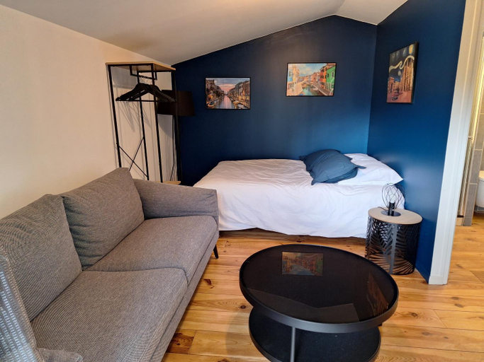 Others 3, Chalet dans jardin privatif, Calvados