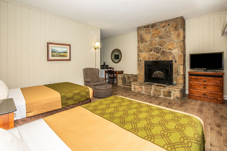 Bedroom 3, Fabulous Chalet Inn, Sevier