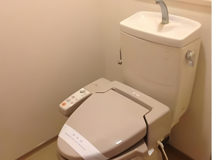 Bathroom 11