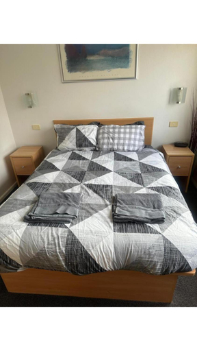 Acland Street Studio Apartment FREE PARKING, Port Phillip - St Kilda