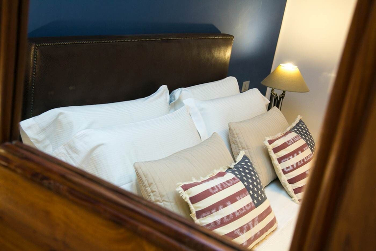 Bedroom 4, Suite 136 Luxury Rooms, Palermo